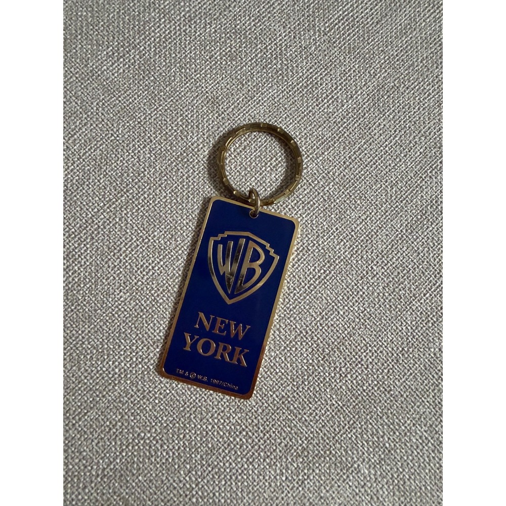 Vintage 1997 Warner Bros Bugs Bunny Statue of Liberty Keychain Anita New York - Picture 3 of 4